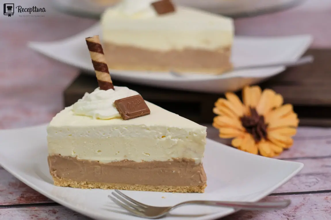 Sigurna sam da će se mnogima dopasti to što se ova mekana kremasta torta topi u ustima prilikom svakog zalogaja. Okusi krema od mliječne i bijele čokolade međusobno se isprepliću, a zajedno sa šlagom od mliječnog slatkog vrhnja čine pravo malo slatko savršenstvo. Tu je i fina podloga od keksa s maslacem koja pomaže kako bi vrijeme izrade ove torte bilo što kraće, iako slobodno možete koristiti i neku biskvitnu podlogu ako vam je ta ko draže. Kako god se odlučili, ako volite čokoladu obavezno je morate probati!